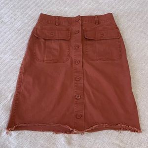 Lands’ End women’s skirt, button down. Size 2.